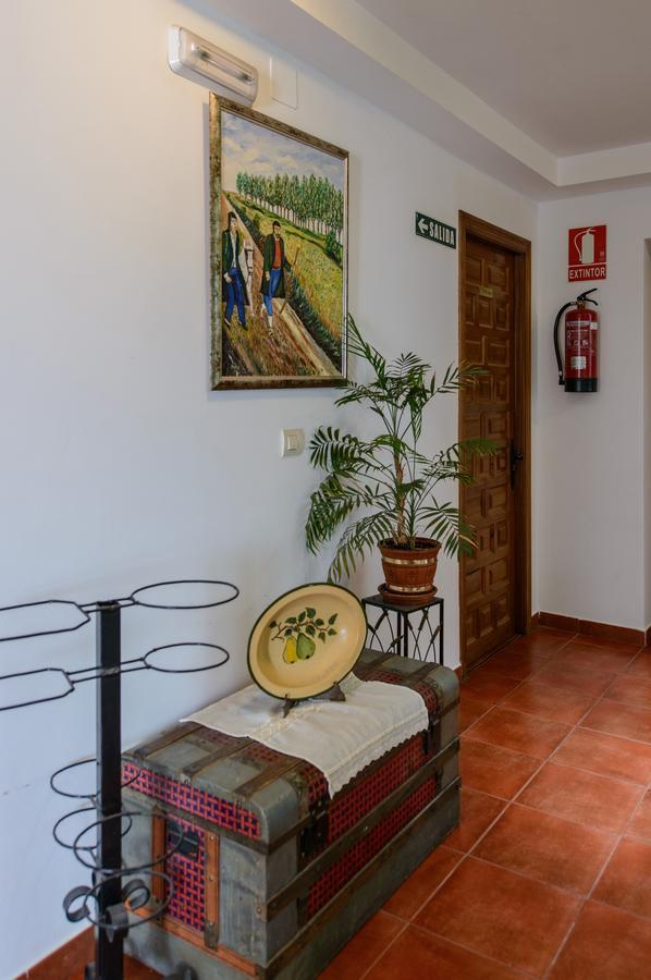 Hostal Camino Real Calzadilla de la Cueza Exterior foto